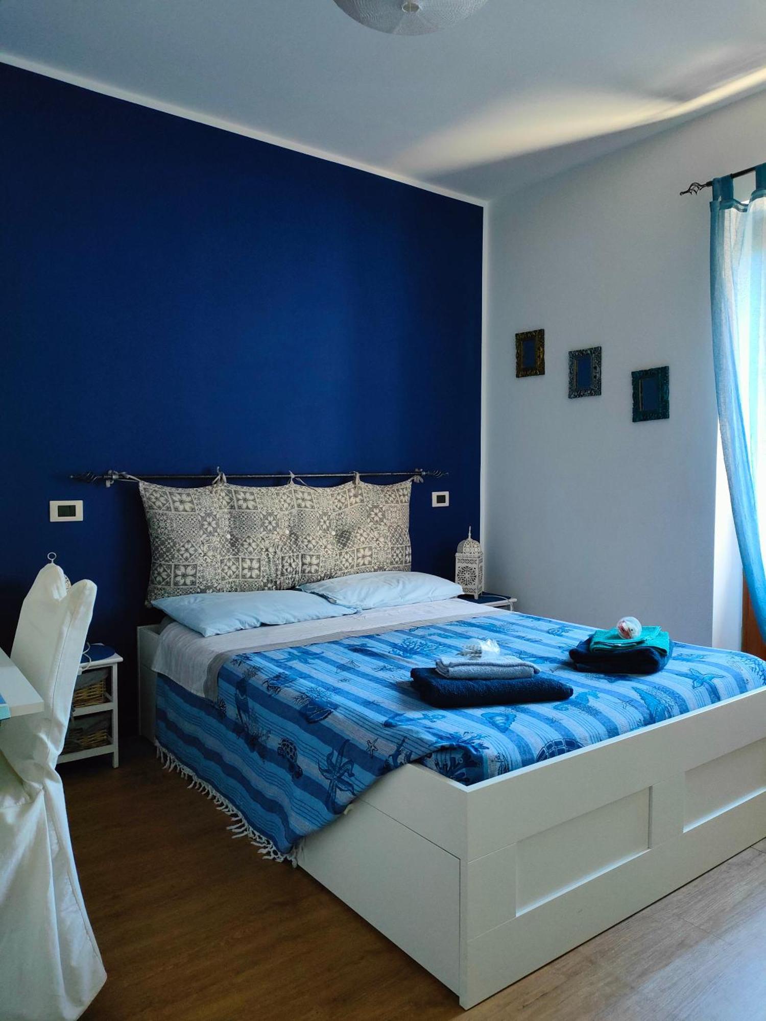 Alley 8 Scilla Luaran gambar
